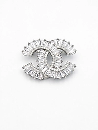 Işıltılı CC Taşlı Broş